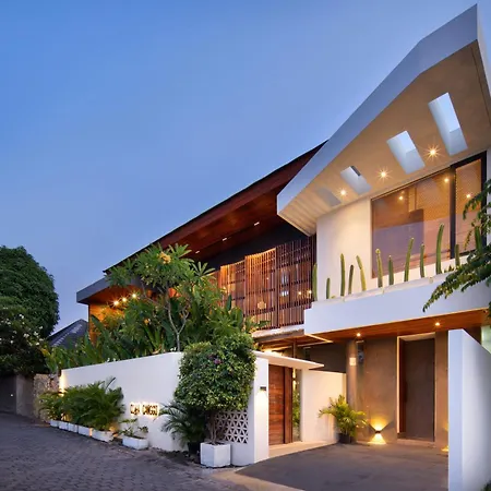 Oza Villa Canggu Managed By Lead